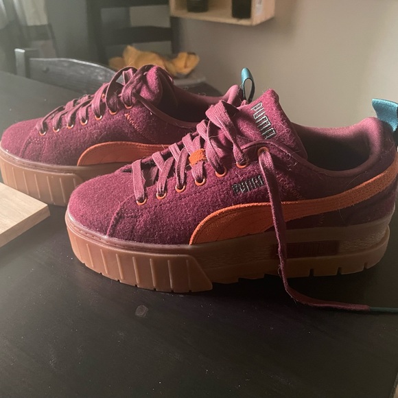 Puma - Picture 1 of 3